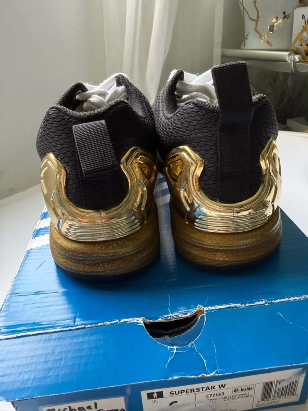 Adidas ZX Flux Star Wars Gold Detail Sneakers Youth 4.5Y Women 7
